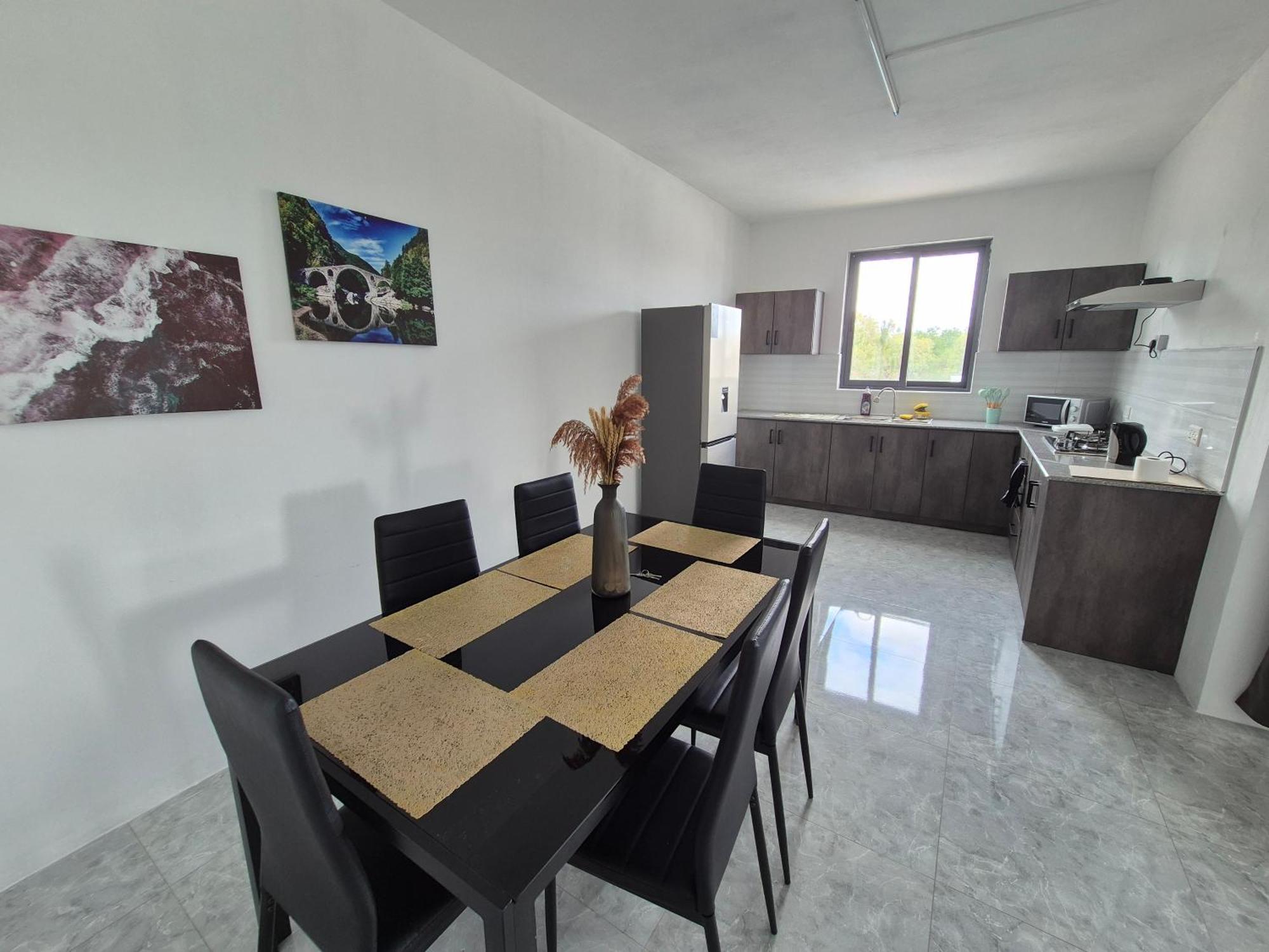 Skyview Apartment- Rooftop Penthouse With Sunset & Sea Views Flic en Flac Bagian luar foto